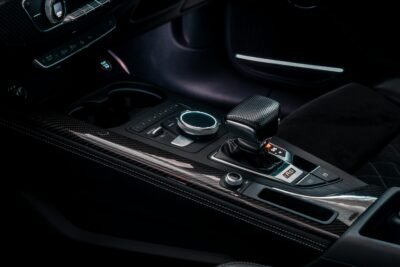 Ilustratie interioara a piesele din carbon pentru interior
