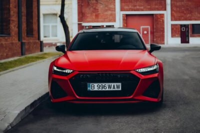 Audi RS7 C8 profil lateral – linie elegantă înainte de montarea kitului din carbon ASM